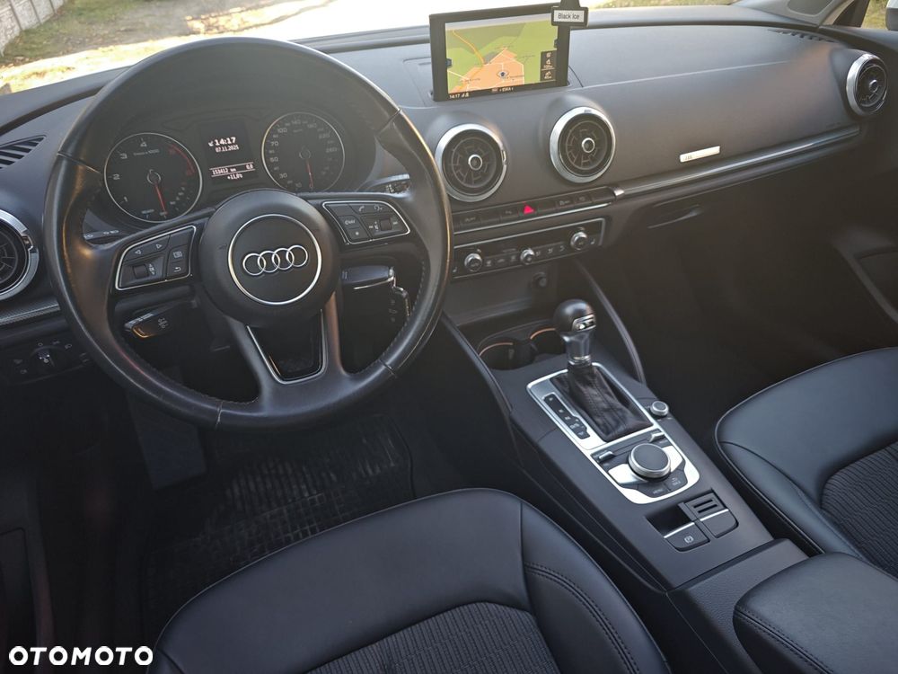 Audi A3 Sportback 2.0 TDI S tronic - 15