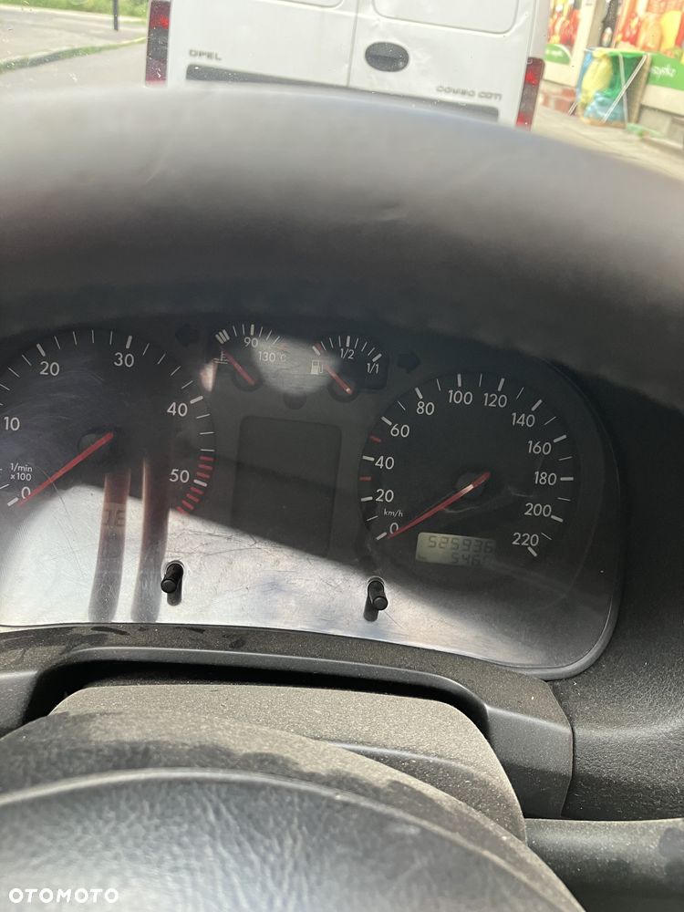Volkswagen Golf 1.9 TDI Trendline - 3