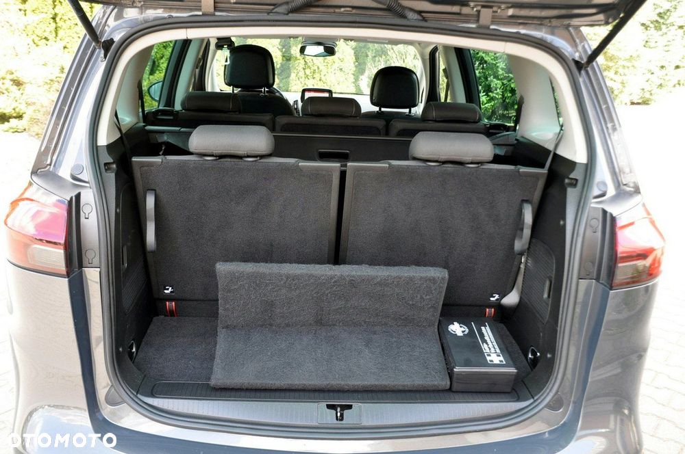 Opel Zafira - 39