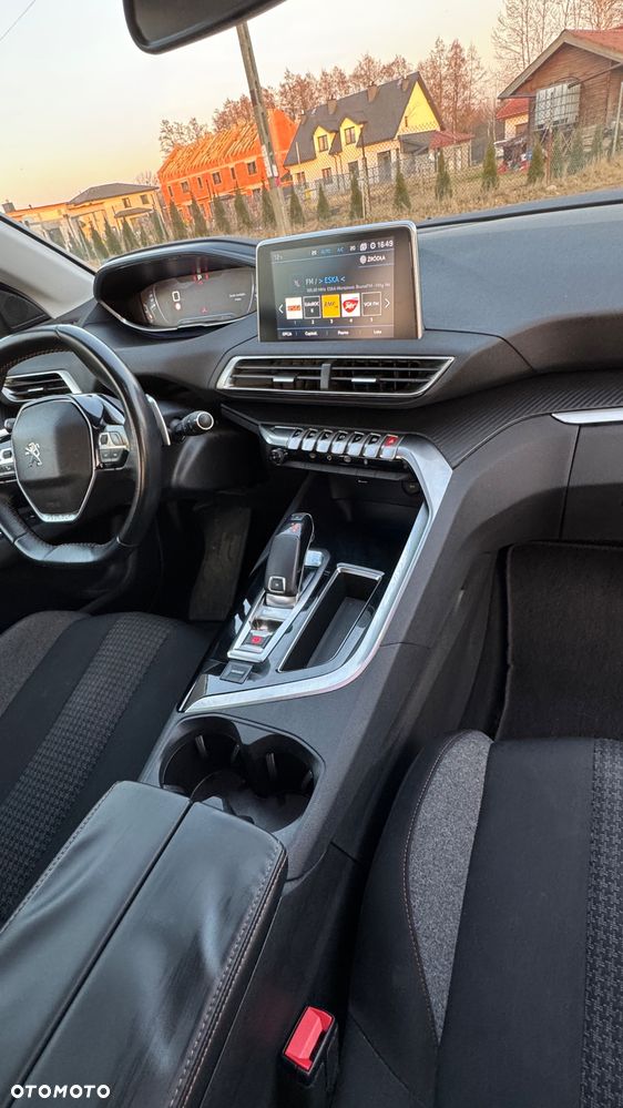 Peugeot 5008 1.6 THP Active S&S EAT6 - 16