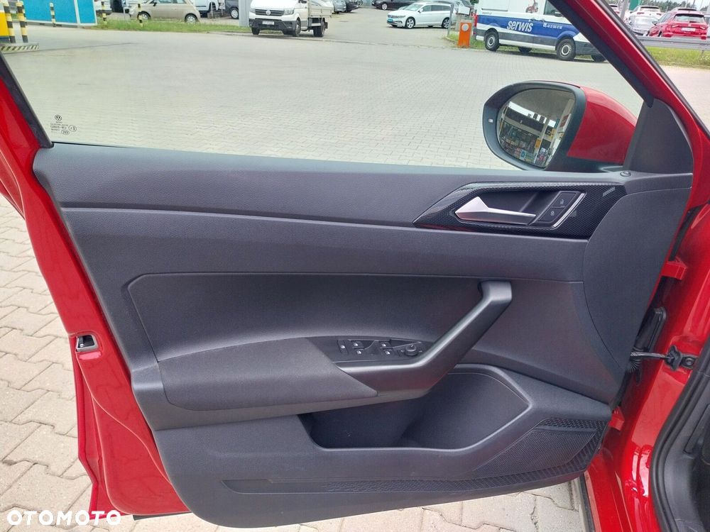 Volkswagen Taigo - 12