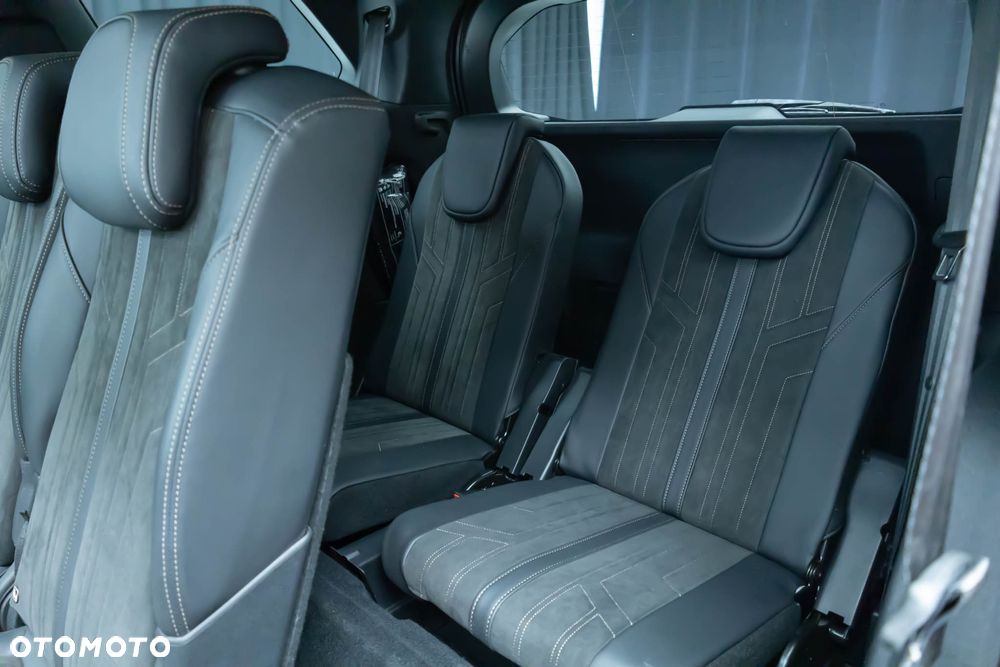 Peugeot 5008 BlueHDi 180 EAT8 GT Pack - 36