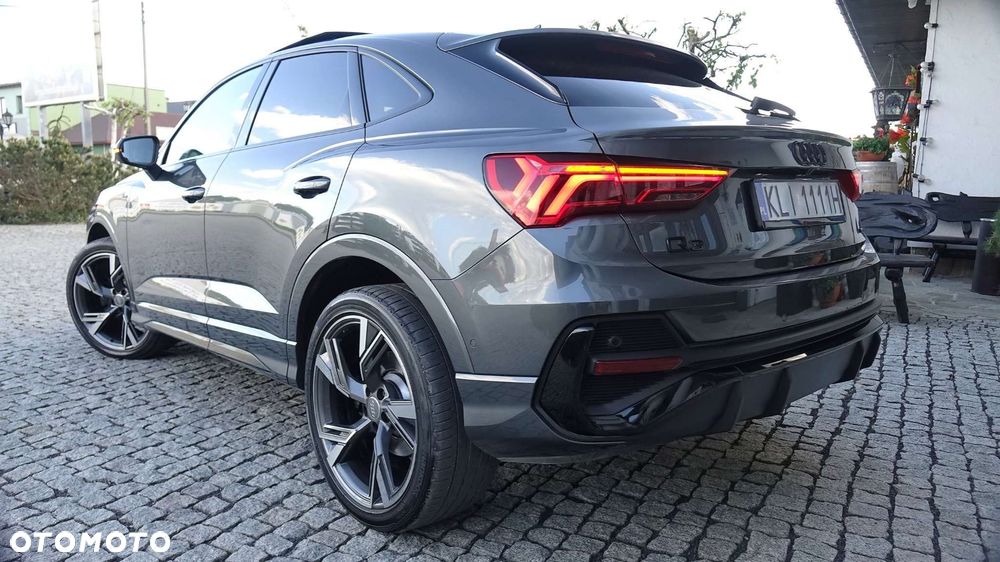 Audi Q3 Sportback - 4