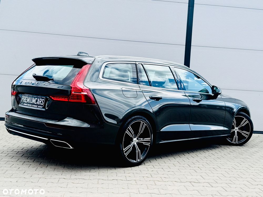 Volvo V60 T6 AWD Recharge Geartronic RDesign - 24