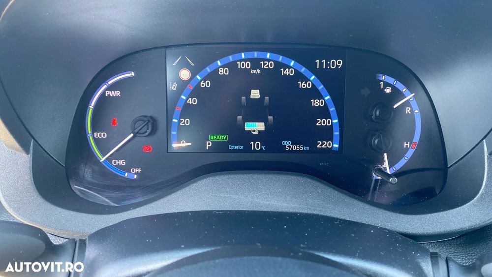 Toyota Yaris Cross 1.5 VVT-i HSD 116 4x2 HEV Dynamic - 10