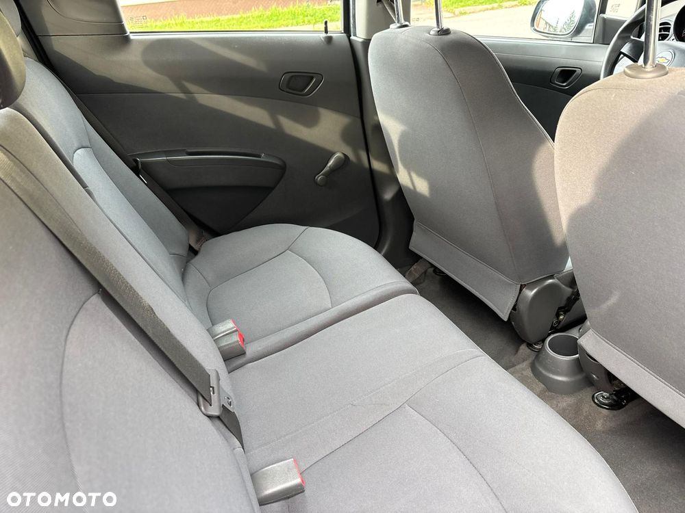 Chevrolet Spark - 10