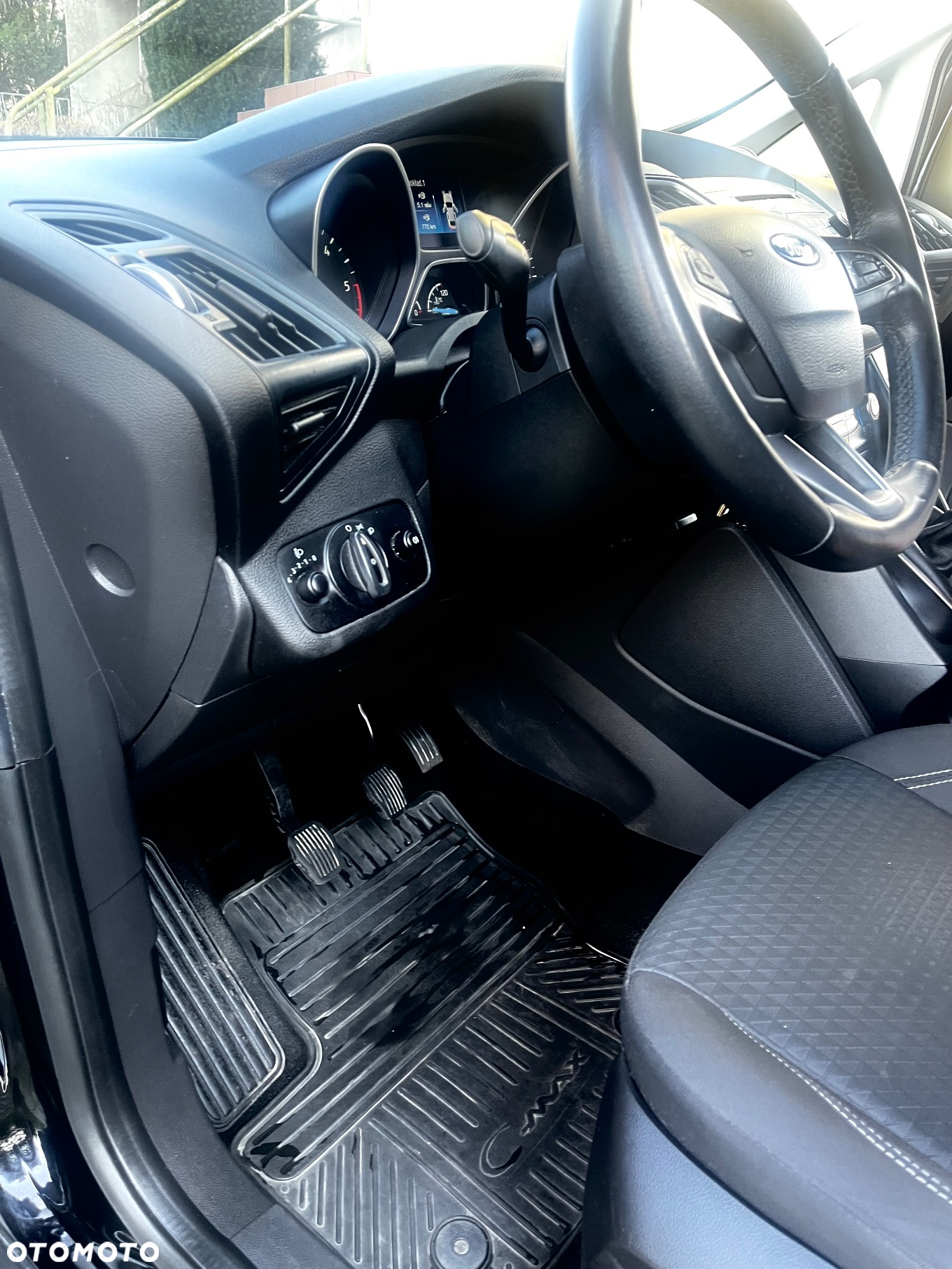 Ford C-MAX - 13