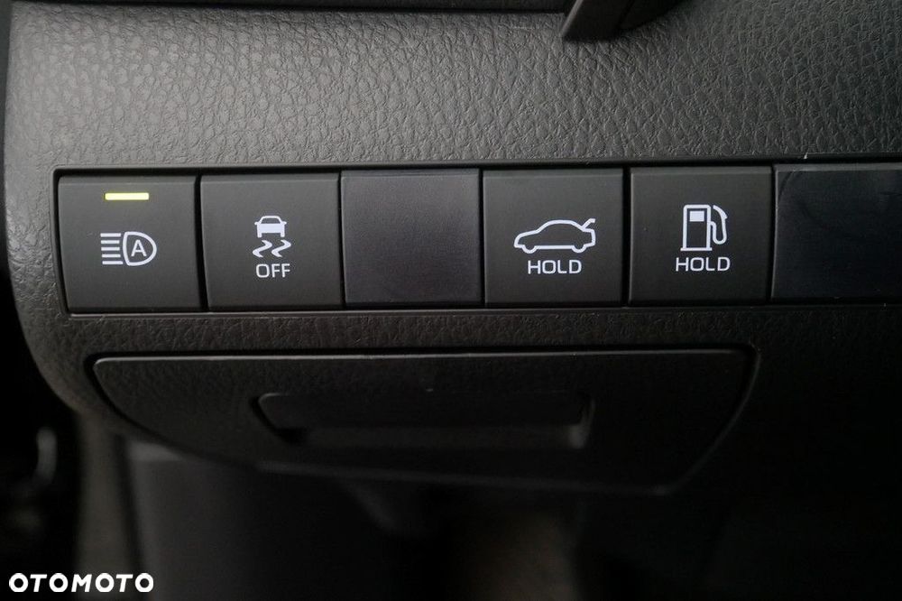 Toyota Camry 2.5 Hybrid Comfort CVT - 26