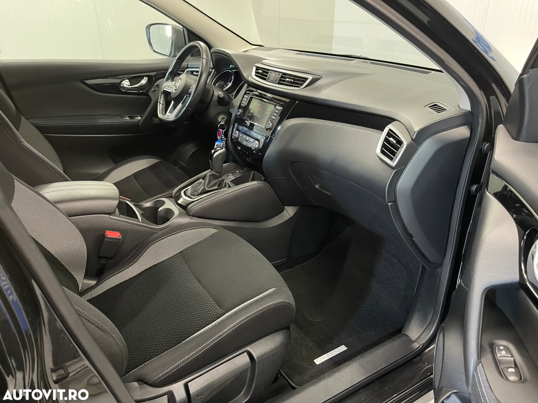 Nissan Qashqai 1.5 DCI DCT N-CONNECTA - 9