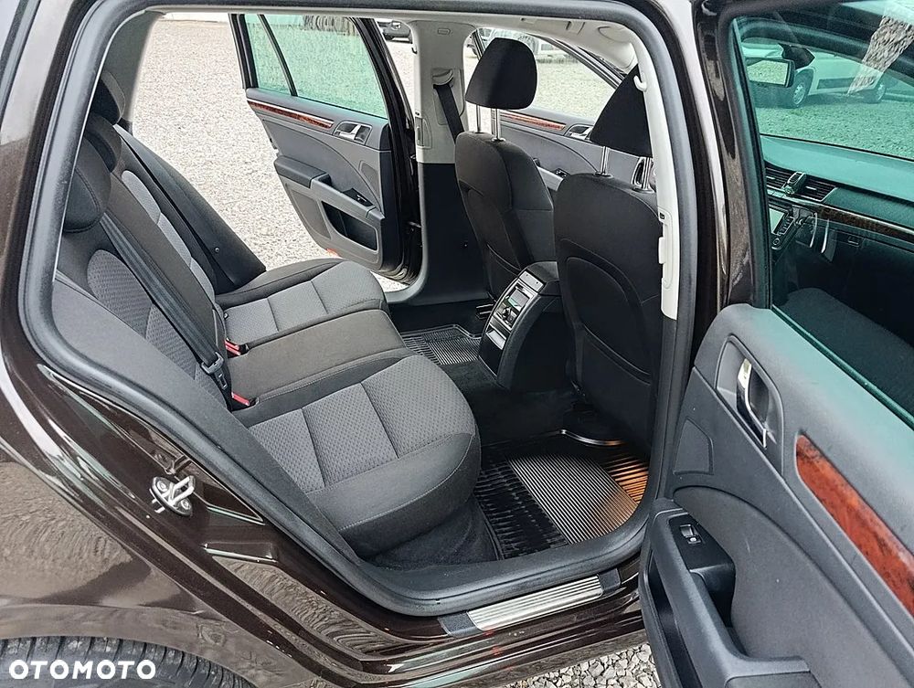 Skoda Superb 2.0 TDI Business DSG - 13