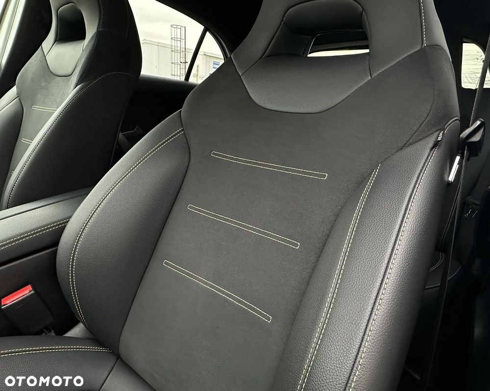 Mercedes-Benz Klasa A 45 S AMG 4-Matic 8G-DCT - 22