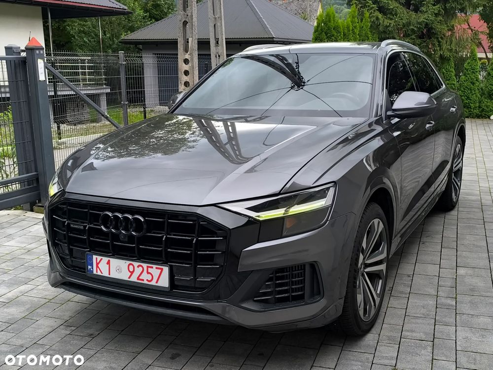 Audi Q8 55 TFSI quattro tiptronic - 1