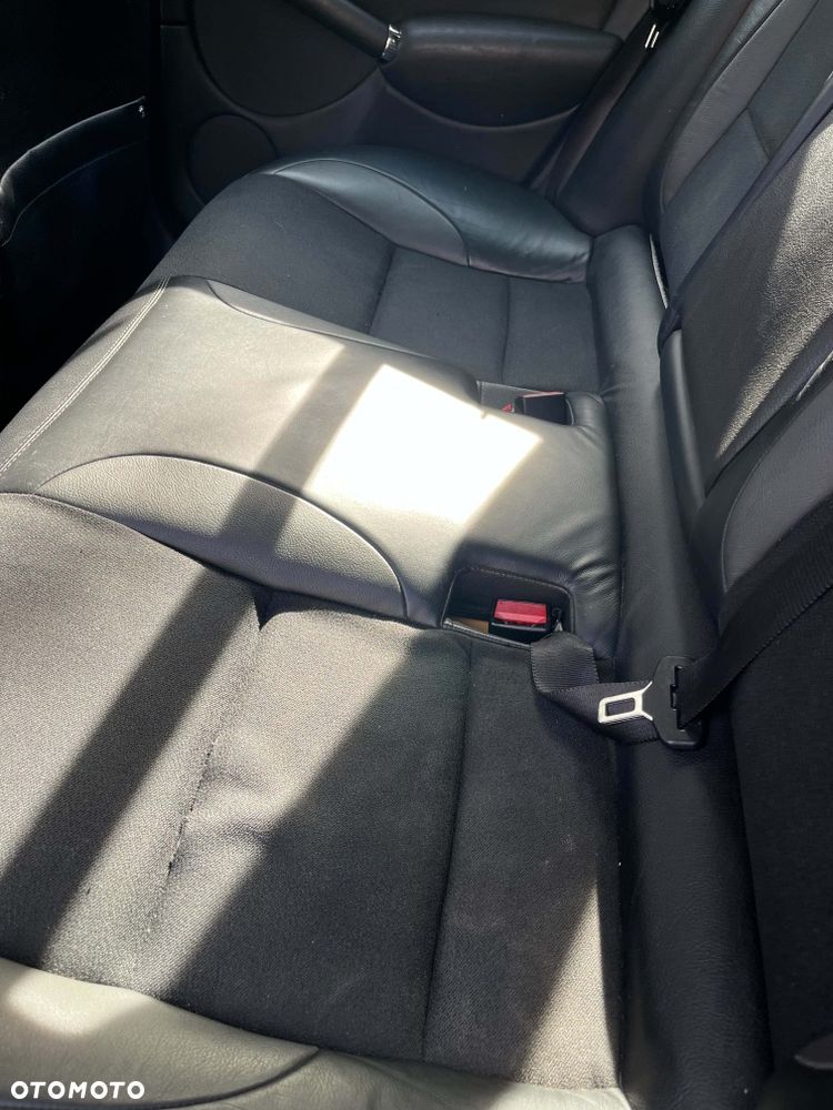 MG ZT - 11