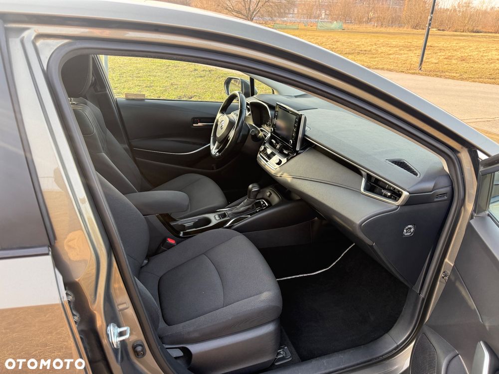 Toyota Corolla - 8