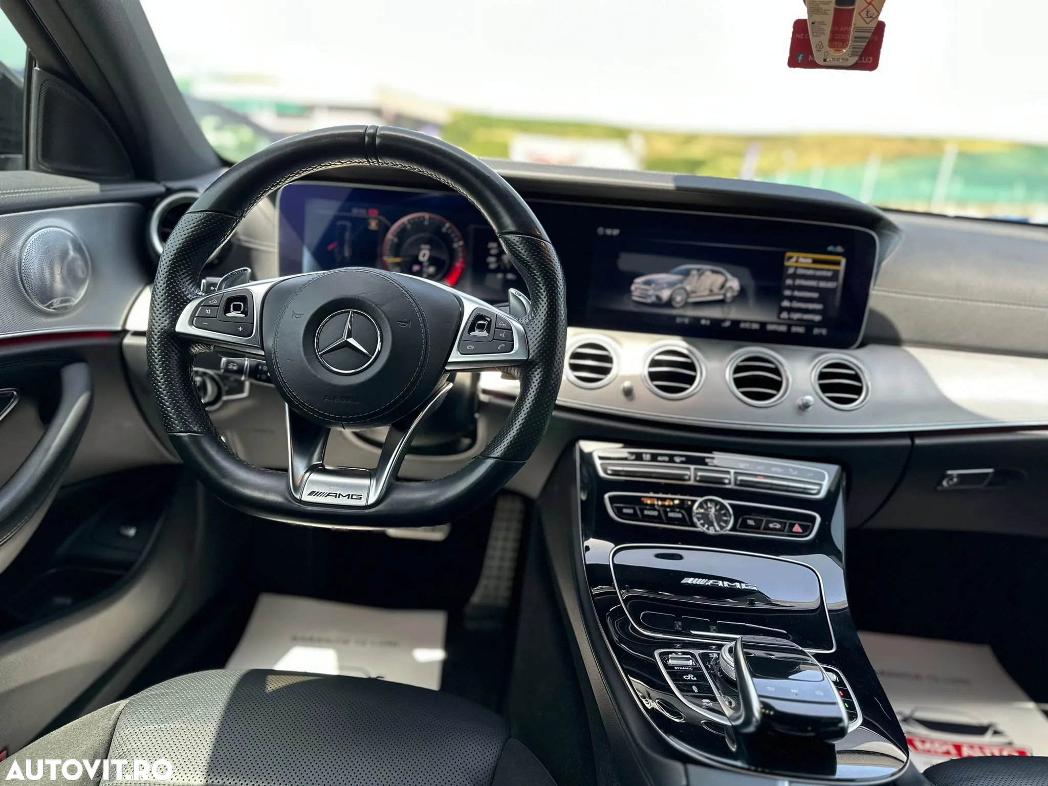 Mercedes-Benz E AMG 63 4Matic+ T 9G-TRONIC - 15
