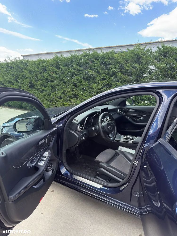 Mercedes-Benz C 200 4MATIC Aut. - 4
