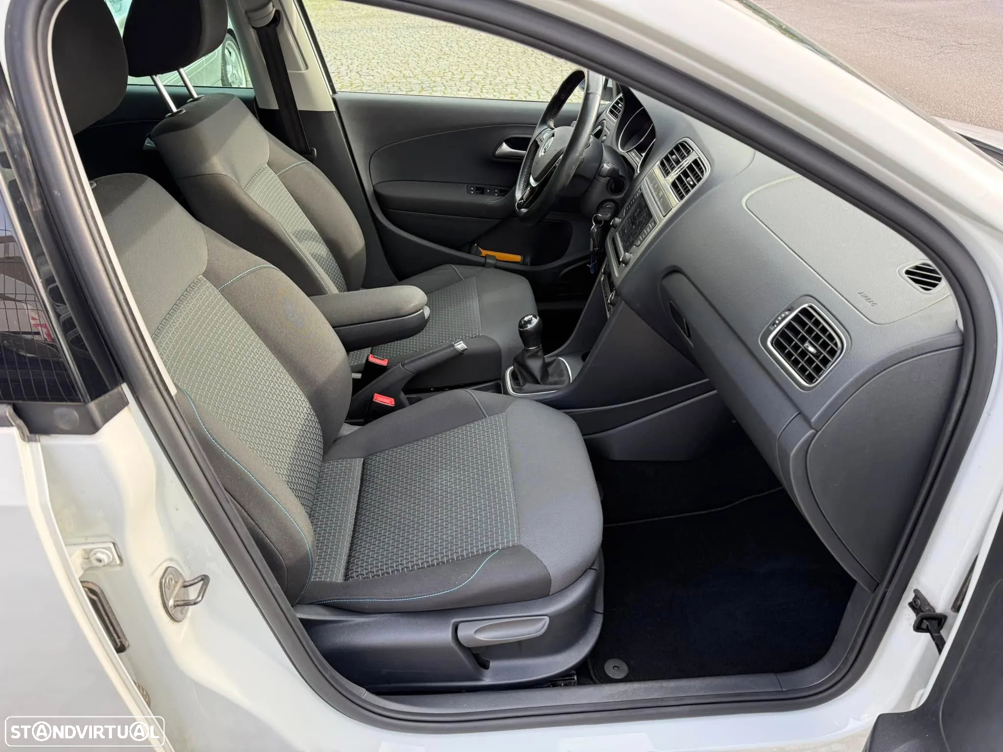 VW Polo 1.4 TDi BlueMotion - 11