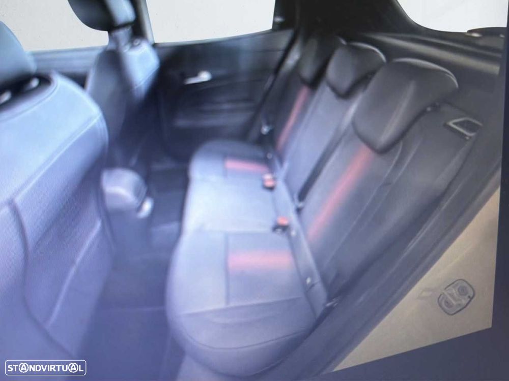 Alfa Romeo Junior Elletrica 50 kWh - 10