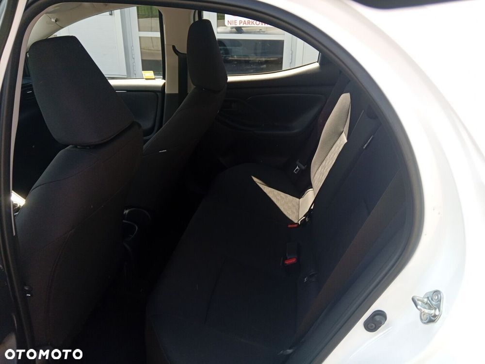 Toyota Yaris - 13