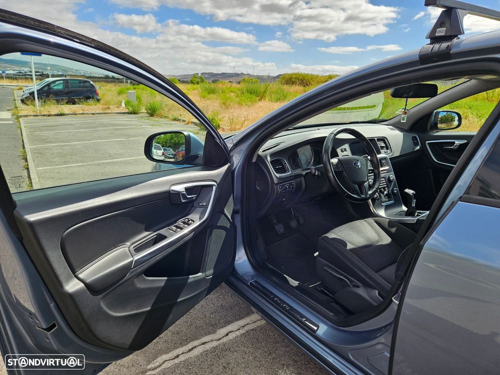 Volvo S60 2.0 D3 Kinetic - 10