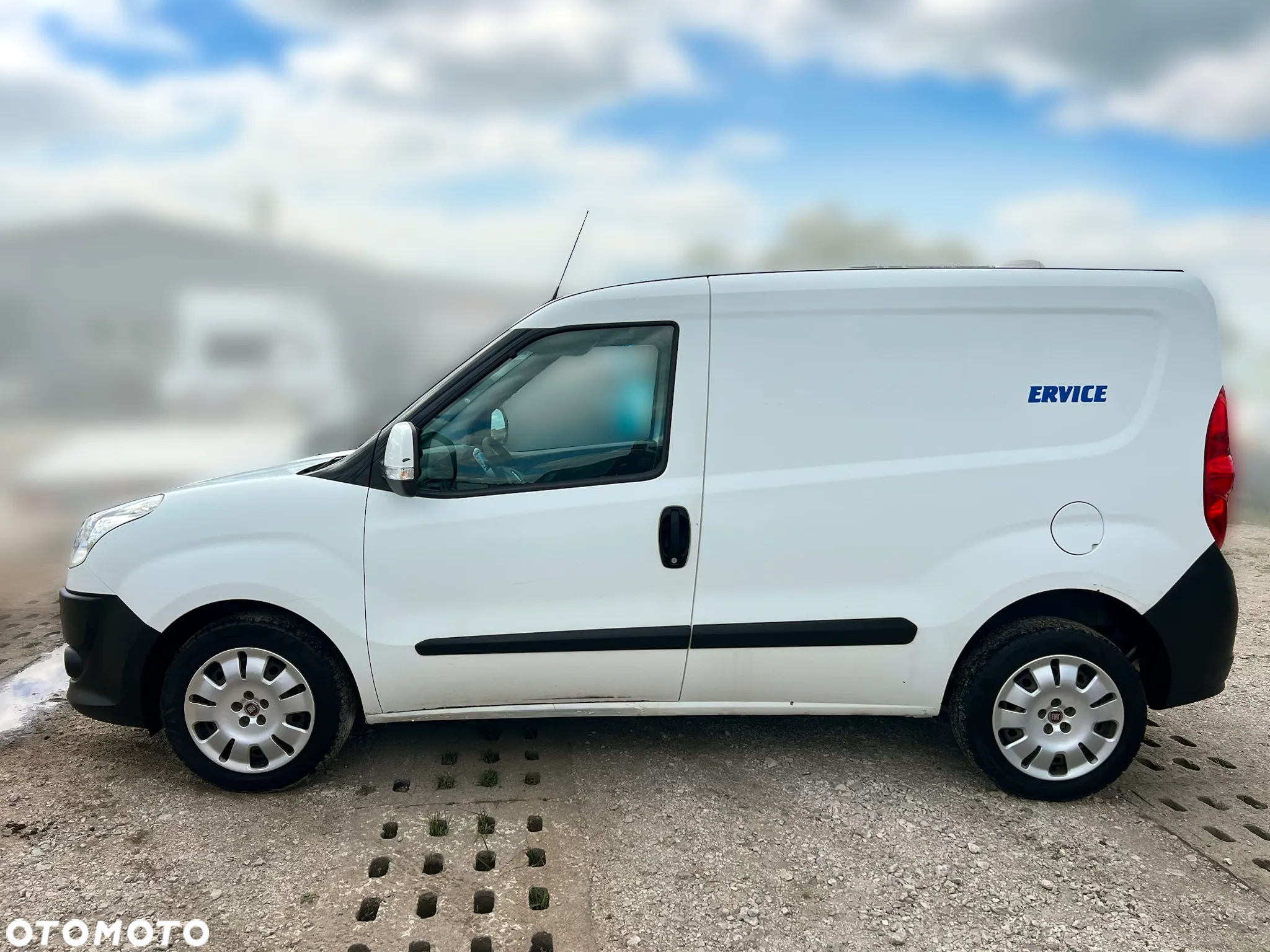 Fiat Doblo 1.4 T-Jet 16V Dynamic CNG - 3
