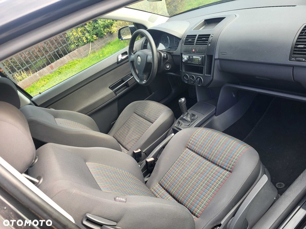 Volkswagen Polo - 9