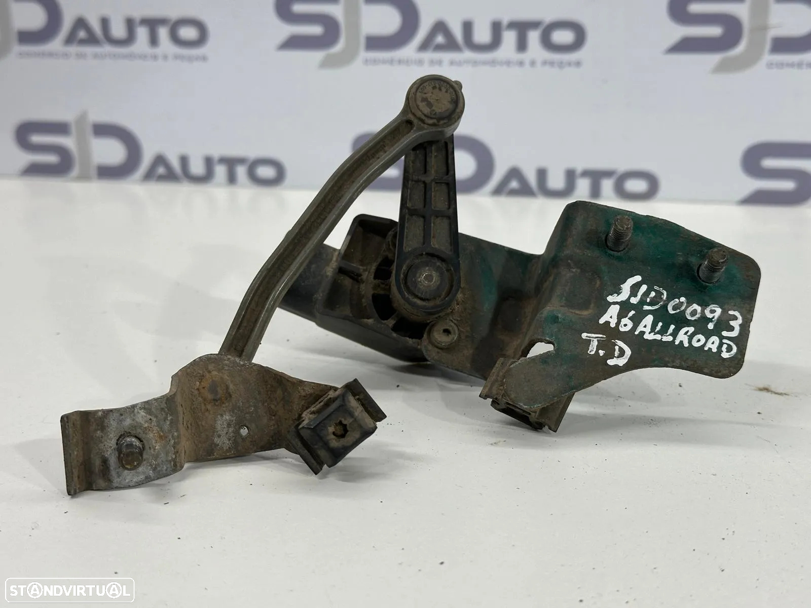 Sensor Nível Frente / Trás Direito / Esquerdo - Audi A6 (C5) Allroad (2004) - 5