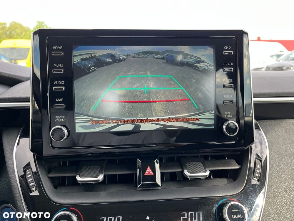 Toyota Corolla 1.8 Hybrid Comfort - 23