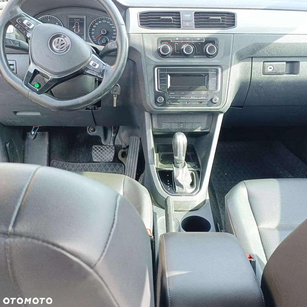 Volkswagen Caddy 2.0 TDI Comfortline DSG - 15