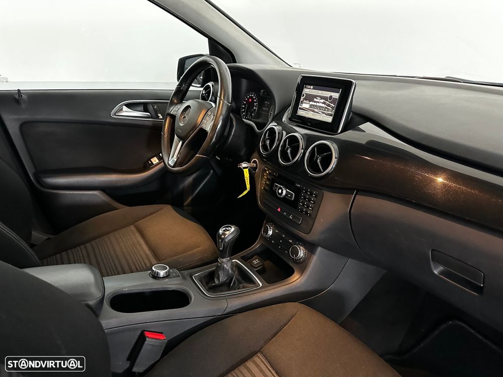 Mercedes-Benz B 180 CDi BlueEfficiency - 22