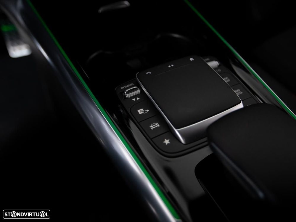 Mercedes-Benz EQA 250 AMG Line - 19