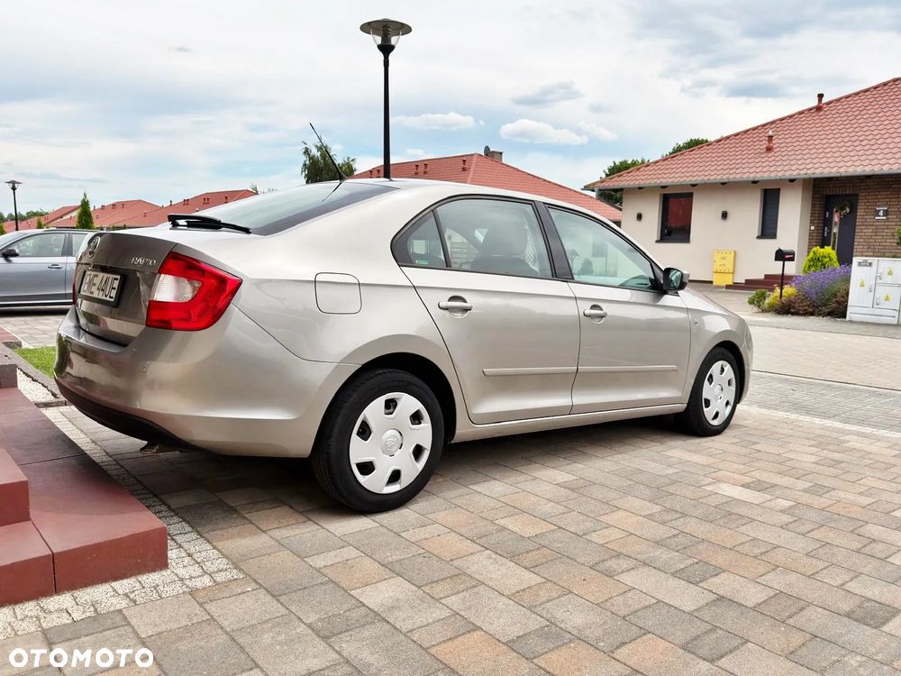 Skoda RAPID - 5