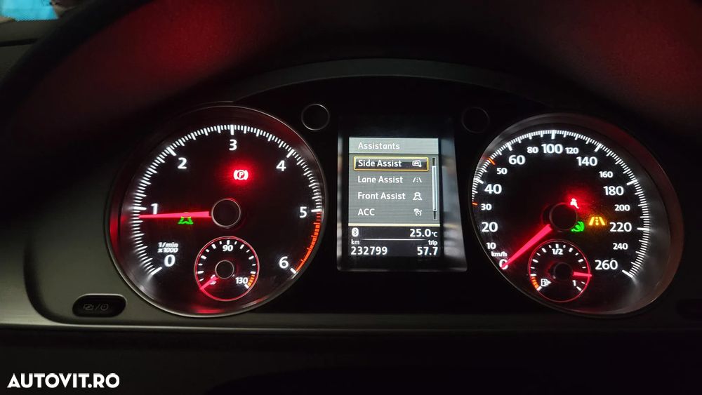 Volkswagen Passat Alltrack 2.0 TDI BMT 4Motion - 11