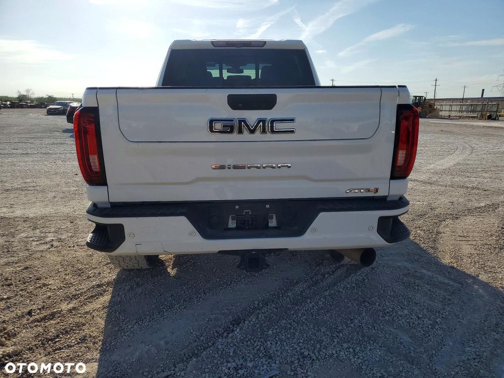 GMC Sierra - 7