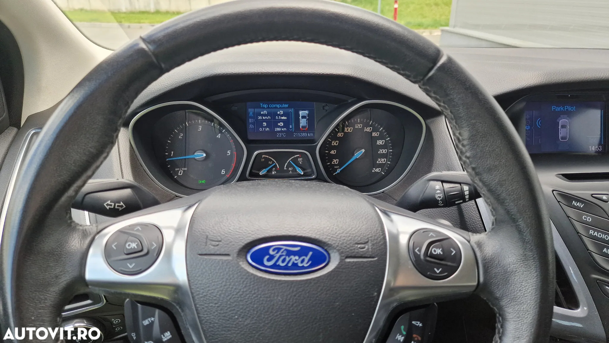Ford Focus 1.6 TDCI DPF Titanium - 8