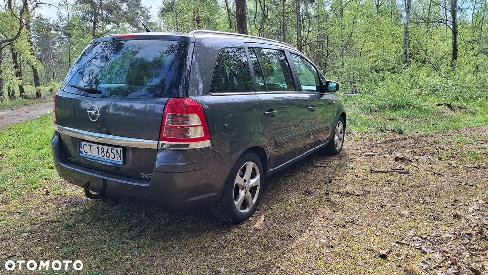 Opel Zafira 1.8 - 5