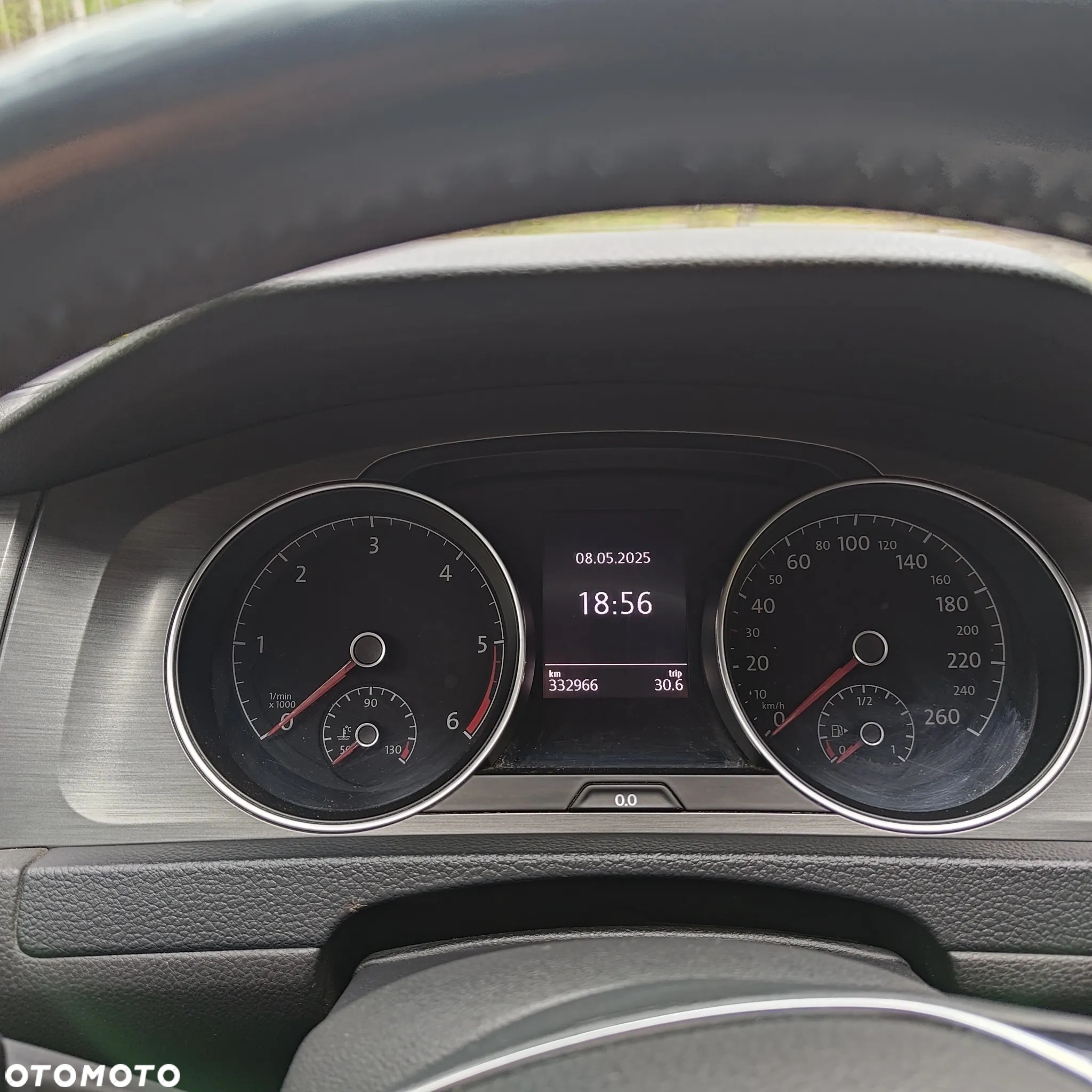 Volkswagen Golf - 14