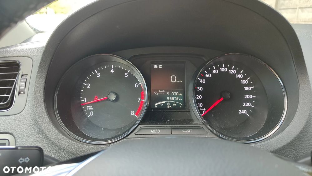 Volkswagen Polo - 22