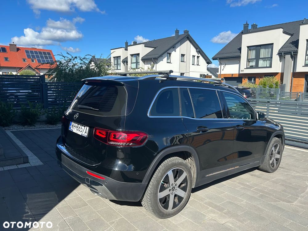Mercedes-Benz GLB 200 7G-DCT - 3