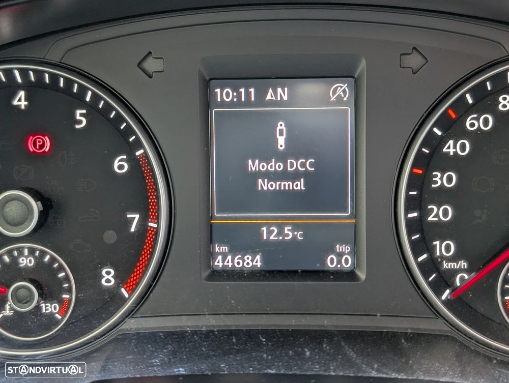 VW Sharan 1.4 TSI Highline DSG - 32