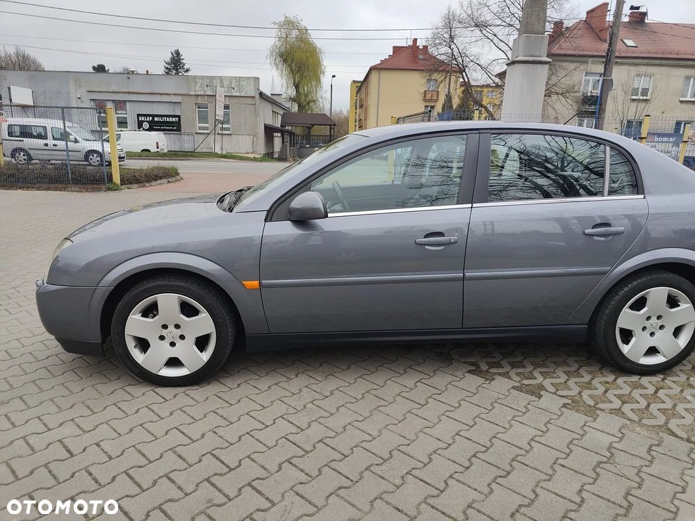 Opel Vectra 2.2 DTI - 8