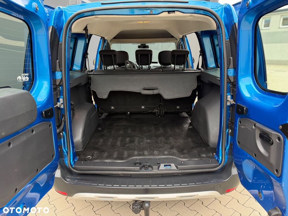 Dacia Dokker TCe 115 Stepway Celebration - 13
