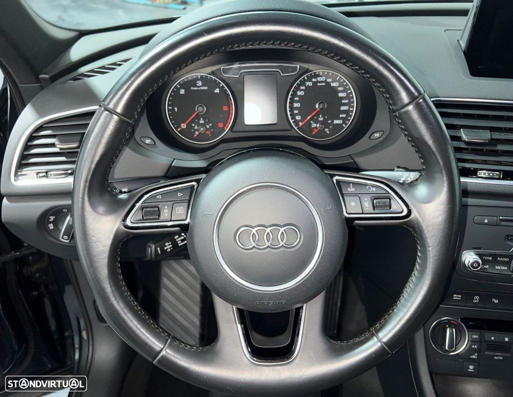 Audi Q3 2.0 TDI Design - 7