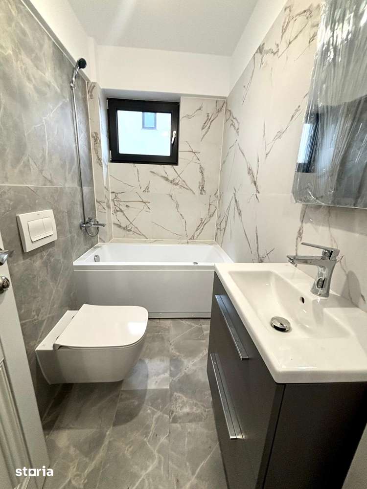 Apartament 3 camere de vanzare Pacurari in spate la Alpha Bank — fotografia 1