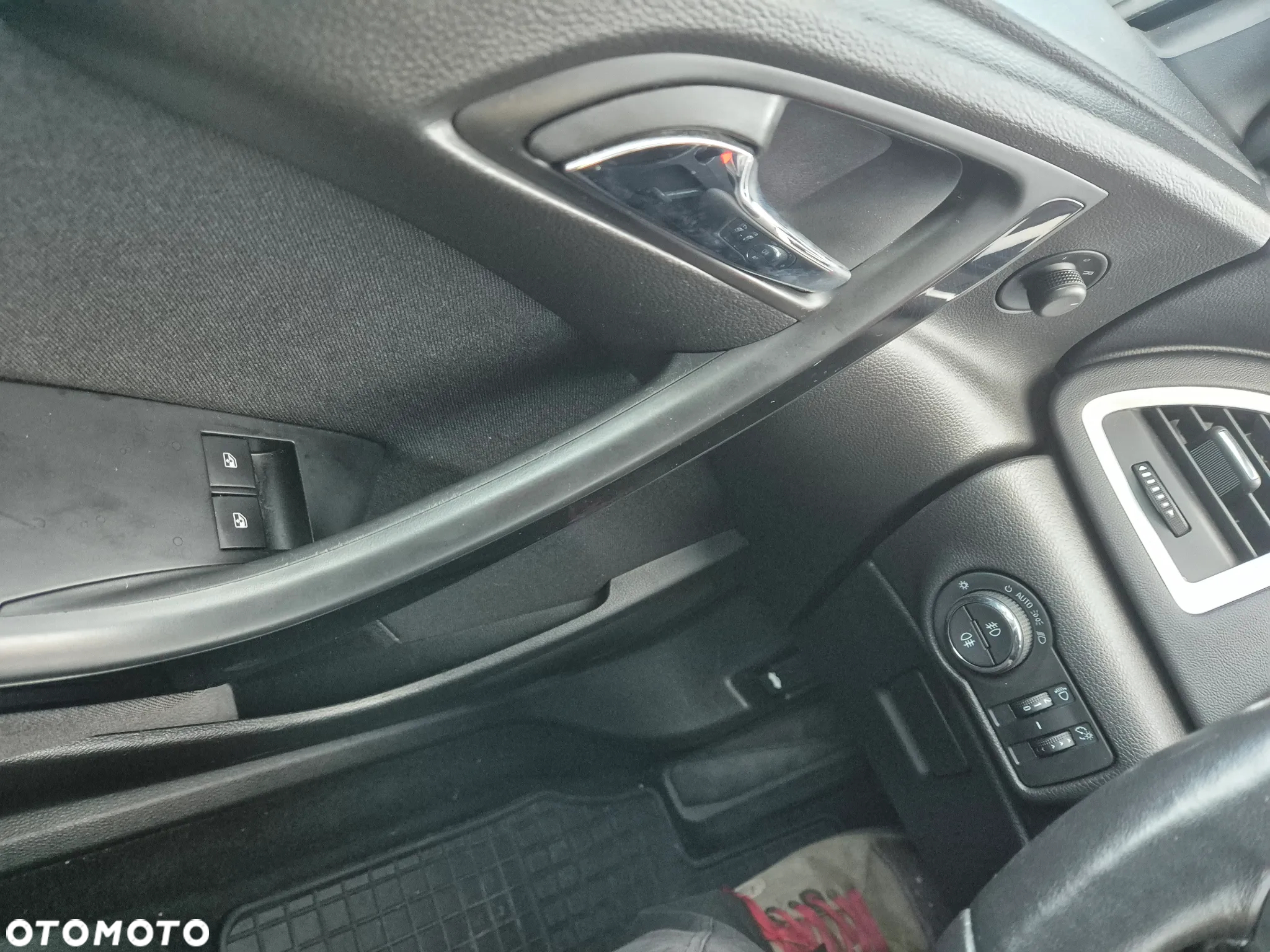 Opel Astra 1.4 Turbo Color Edition - 18