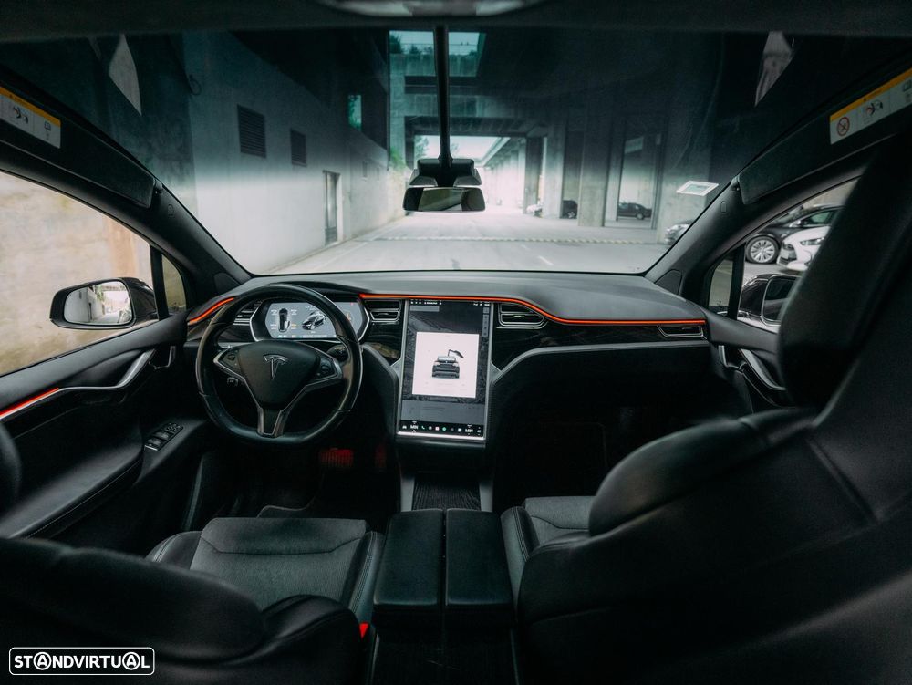 Tesla Model X 100D - 9