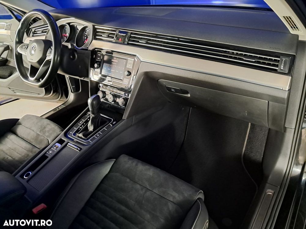 Volkswagen Passat - 17