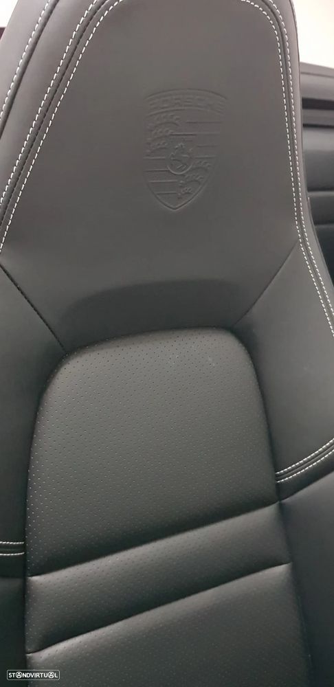 Porsche 911 (992) Carrera Cabriolet PDK - 22
