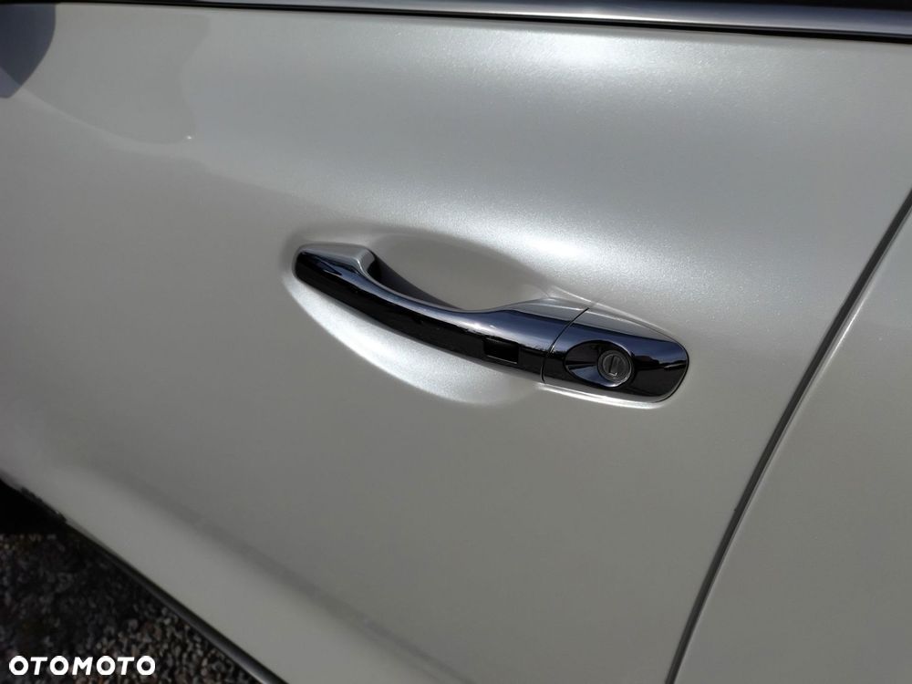Kia Sorento - 9