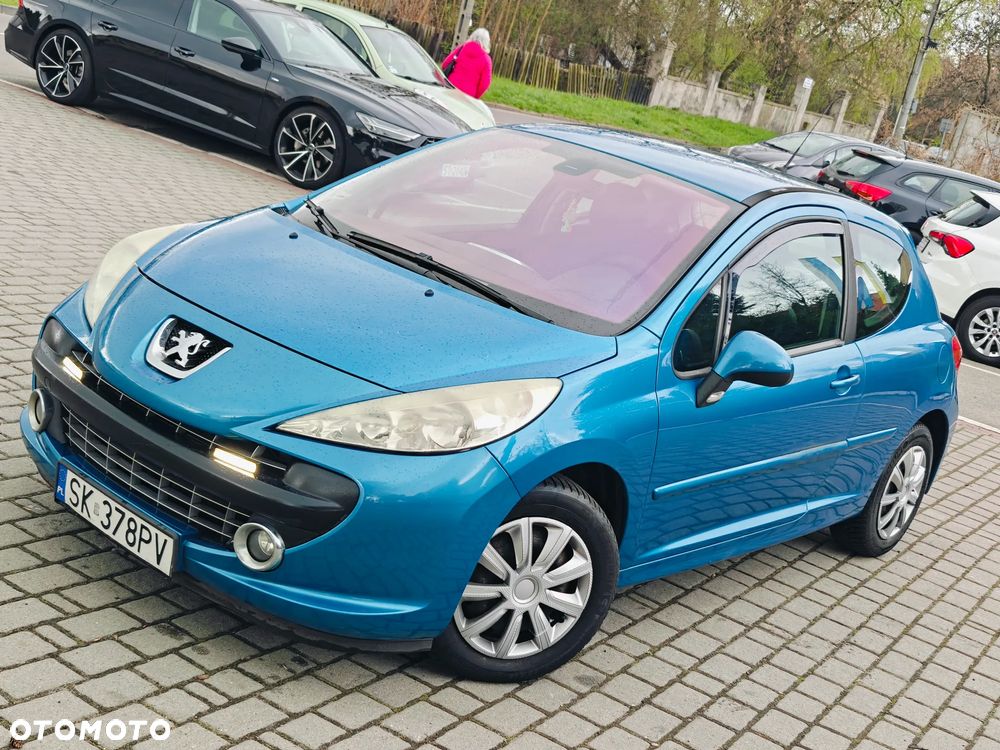 Peugeot 207 - 10